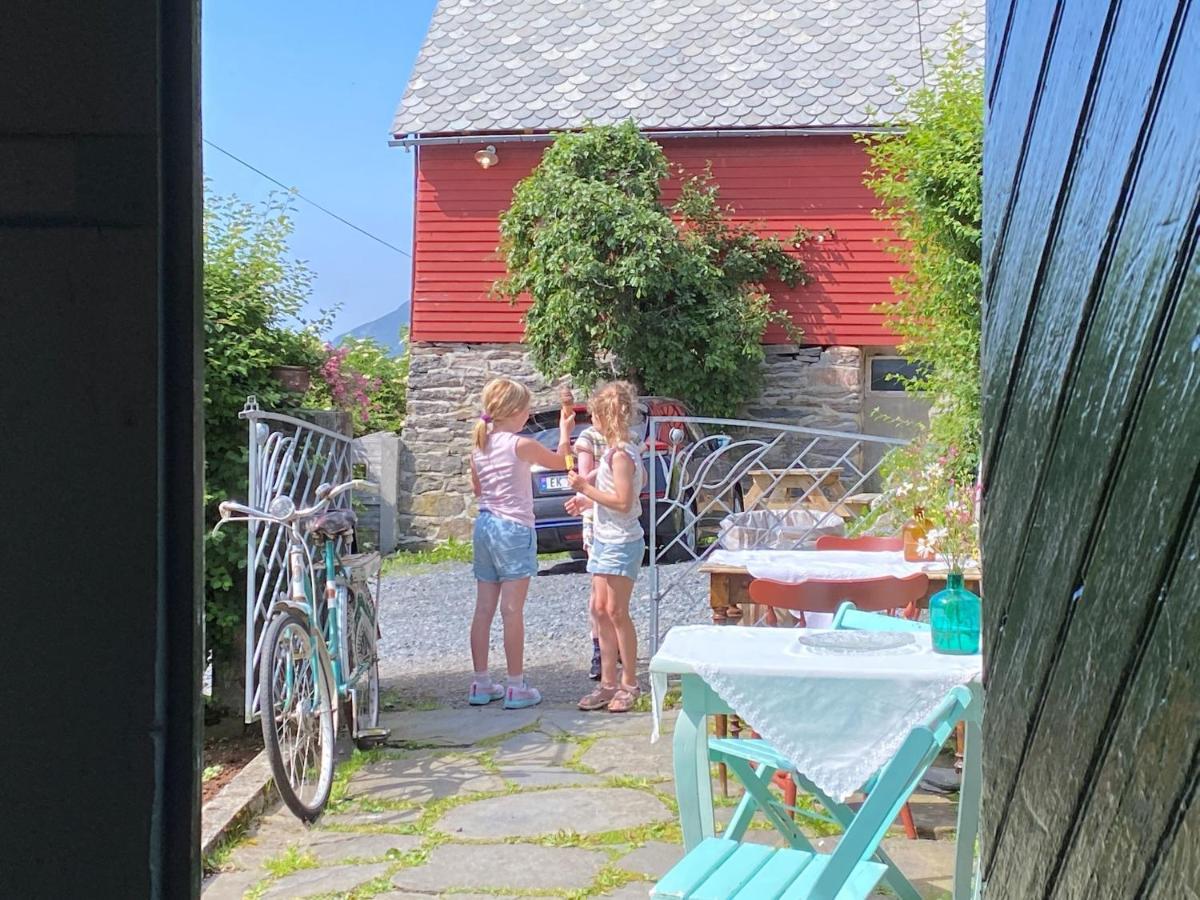 Kraen Gard Villa Larsnes ภายนอก รูปภาพ