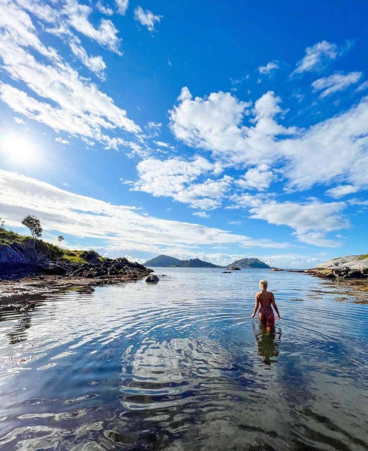 Kraen Gard Villa Larsnes ภายนอก รูปภาพ